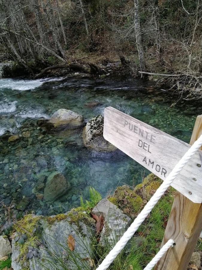 Casa Rural Bierzo Encantado Valle de Finolledo 外观 照片