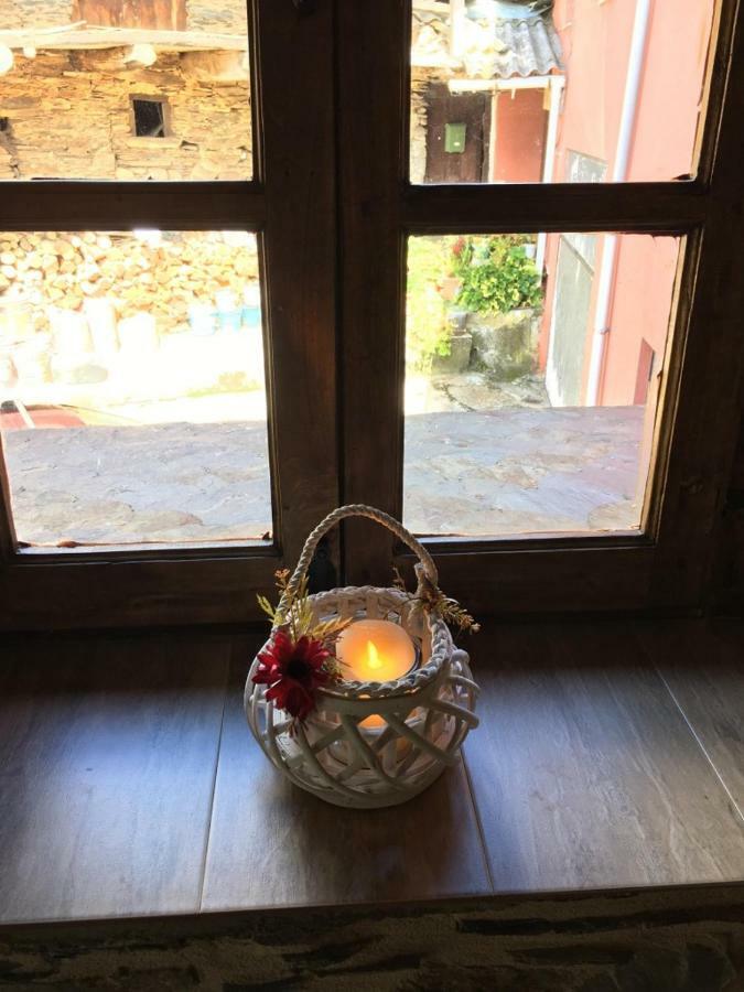 Casa Rural Bierzo Encantado Valle de Finolledo 外观 照片