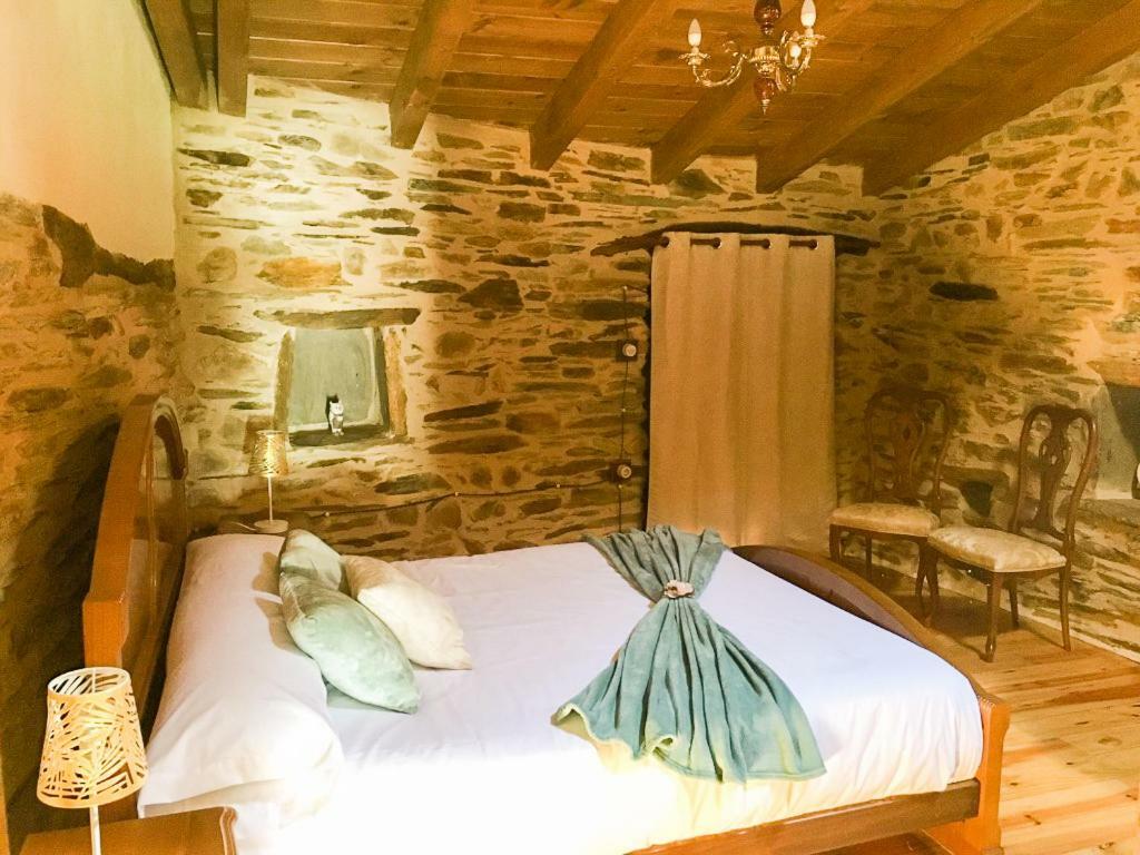 Casa Rural Bierzo Encantado Valle de Finolledo 外观 照片